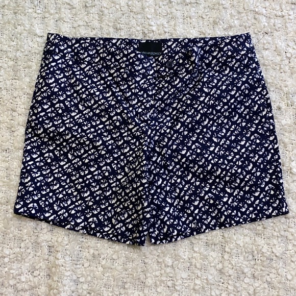 Cynthia Rowley Pants - Cynthia Rowley Mid-Rise Indigo & White Patterned Dress Shorts Sz 12